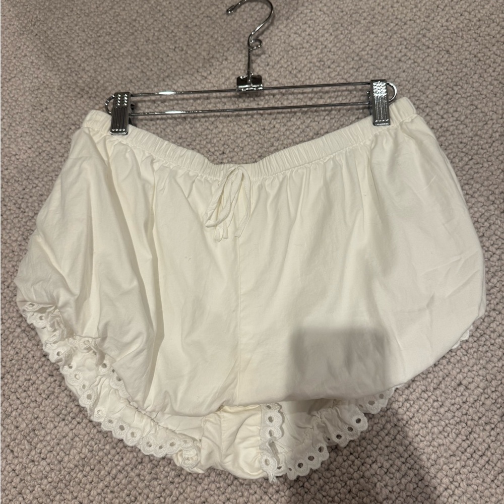 Reformation White Ruffled Shorts